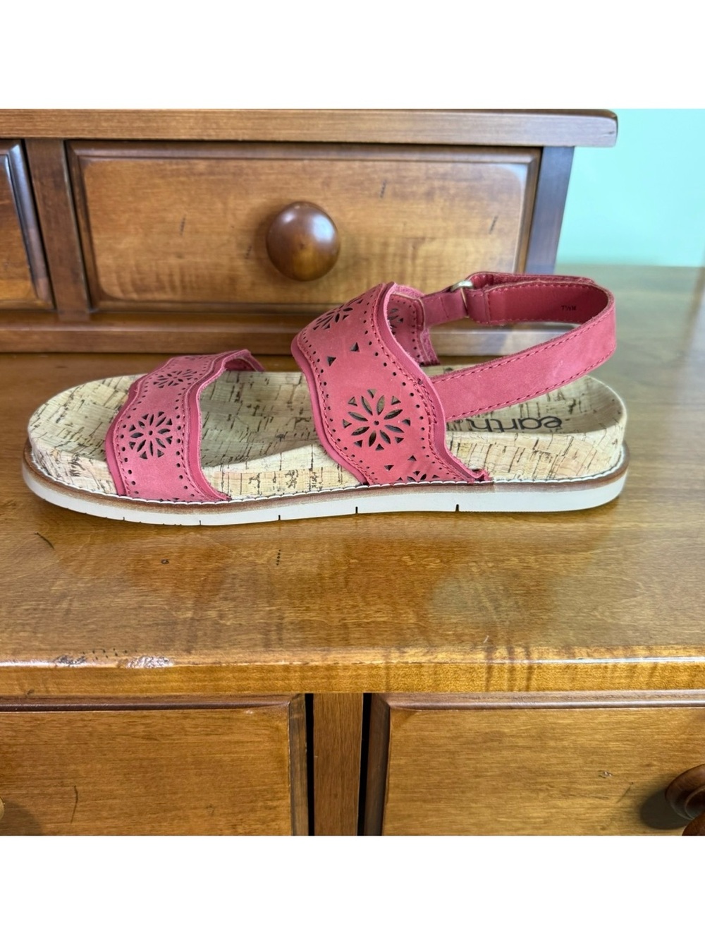 NEW Earth origins Ferne red cork sandals women’s 7 comfort Boho walking vacation